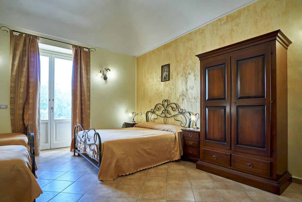 Agriturismo Conte Ruggero Villa Centuripe Luaran gambar