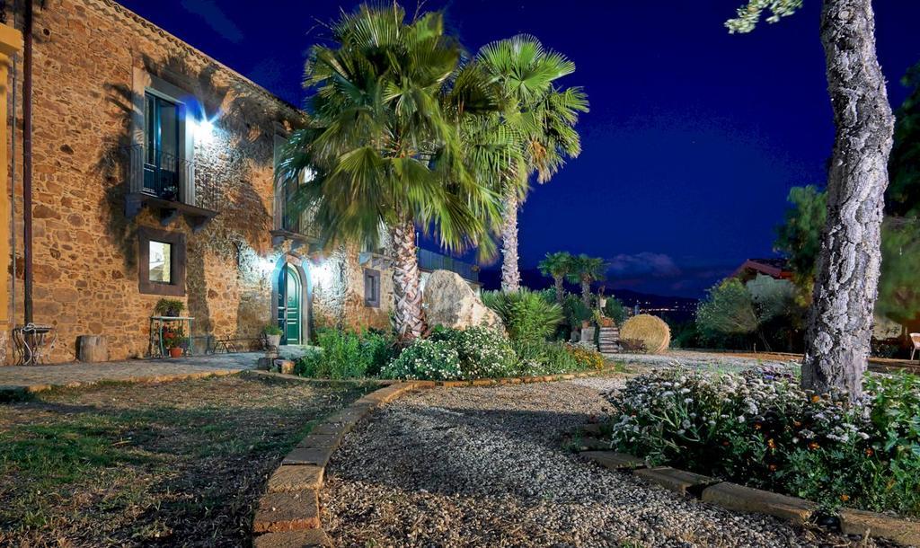 Agriturismo Conte Ruggero Villa Centuripe Luaran gambar
