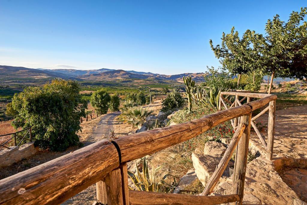 Agriturismo Conte Ruggero Villa Centuripe Luaran gambar