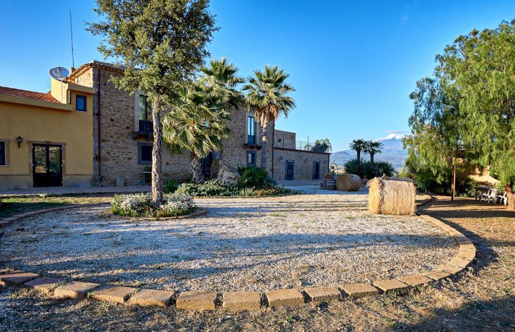 Agriturismo Conte Ruggero Villa Centuripe Luaran gambar